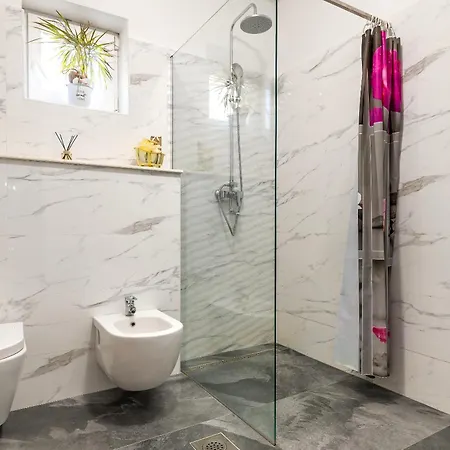 Manda Adriatic Heated Pool سكرادين