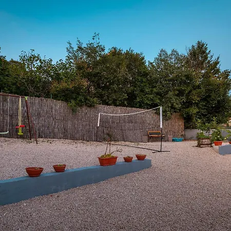 Manda Adriatic * Skradin