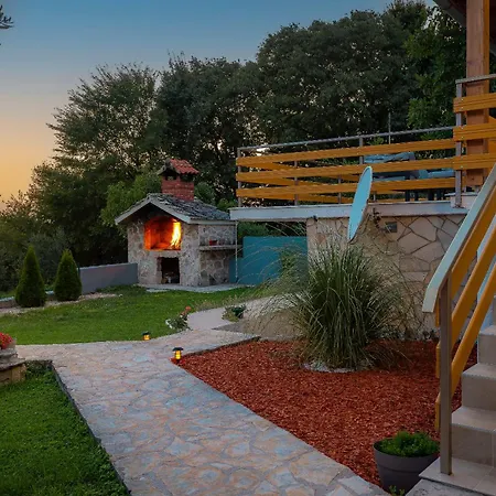 Manda Adriatic Skradin