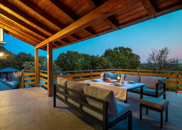 Vila Manda Adriatic Heated Pool Skradin