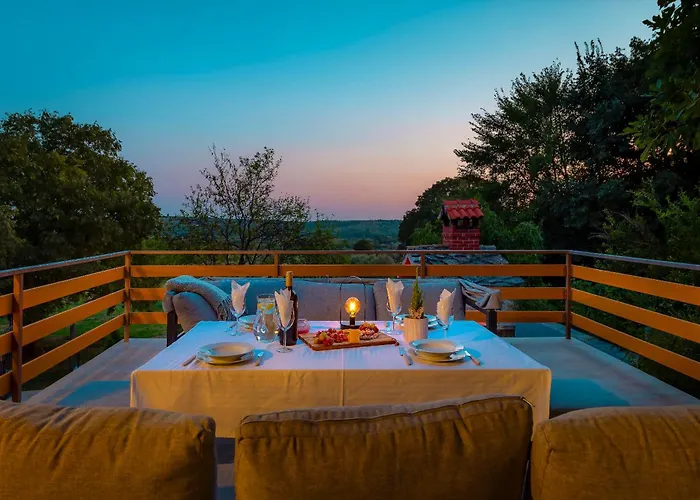 Manda Adriatic Heated Pool Vila *