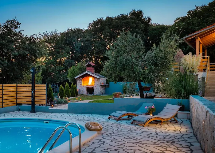 Willa Manda Adriatic Heated Pool